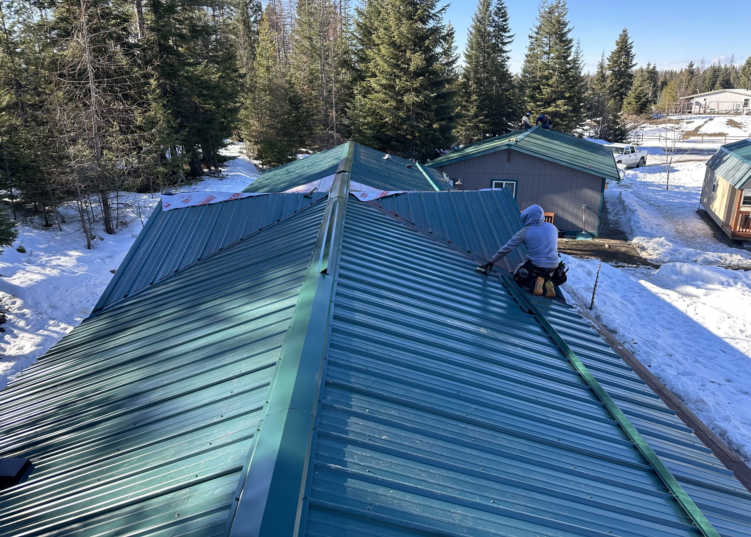 metal roof inspection - roofing services